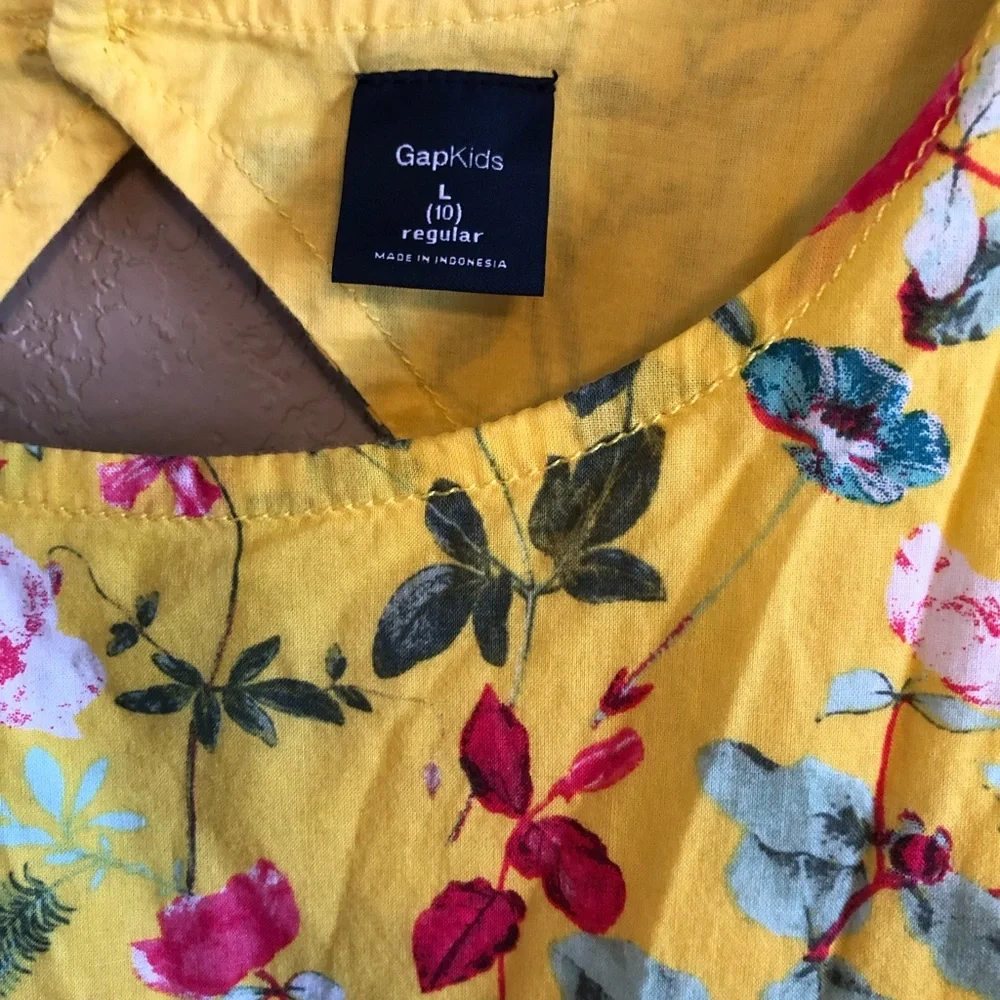 Gap kids size 10 perfect for Easter